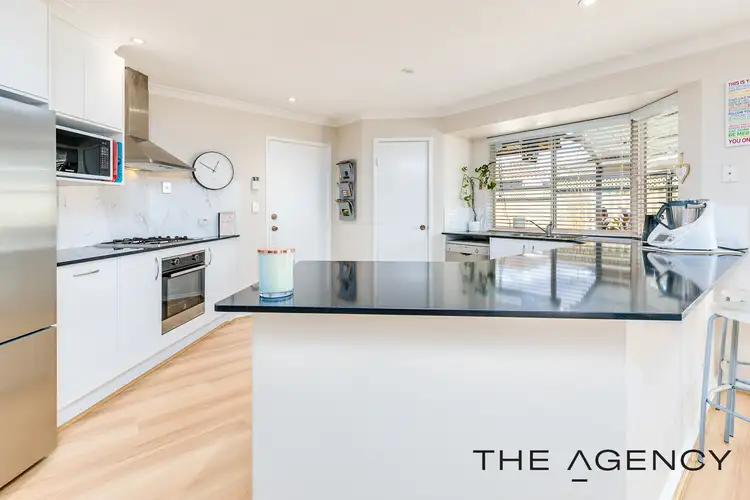 25 Autumn Crescent, Thornlie WA 6108