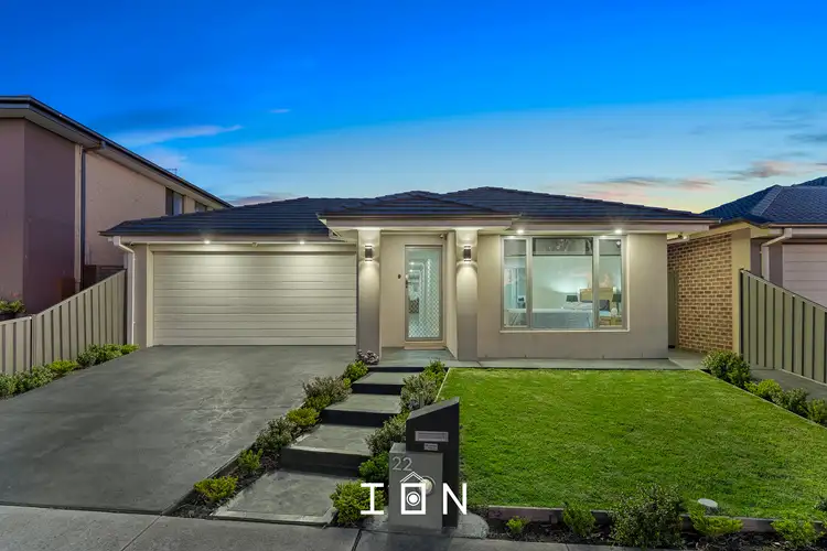 22 Asteria Crescent, Cranbourne West VIC 3977