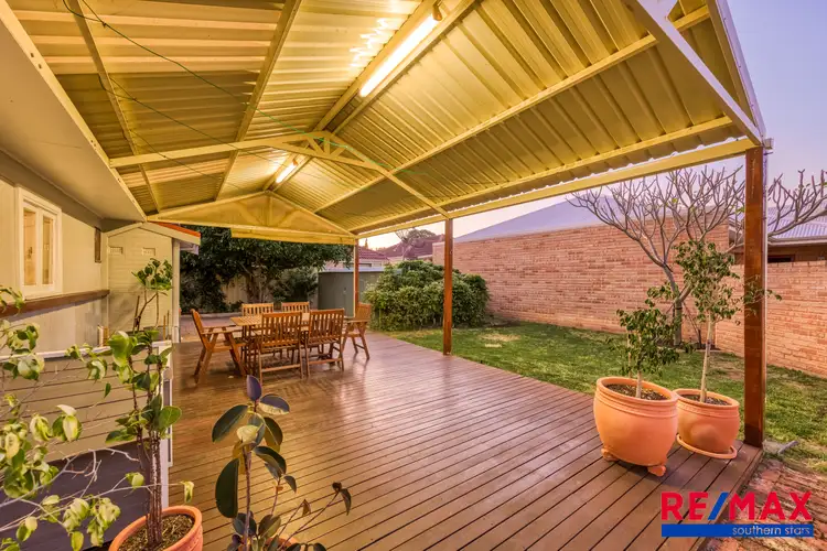 18 Woodloes Street, Cannington WA 6107