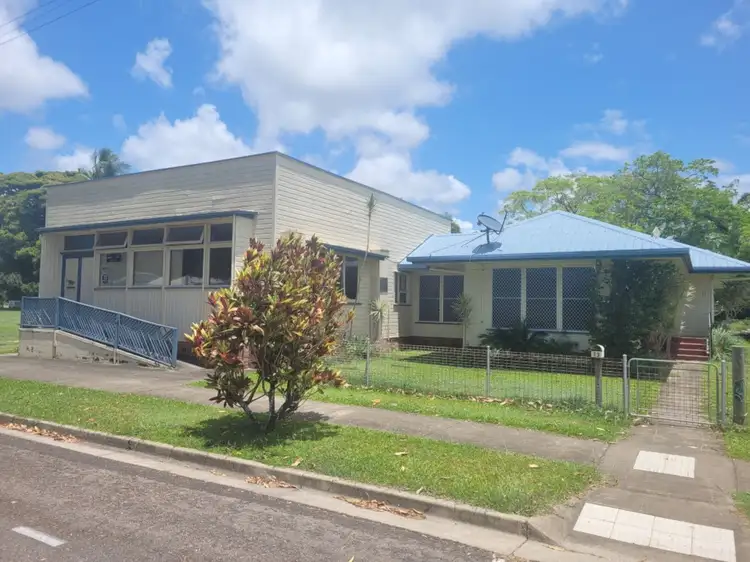 11 - 13 Macrossan Street, Halifax QLD 4850