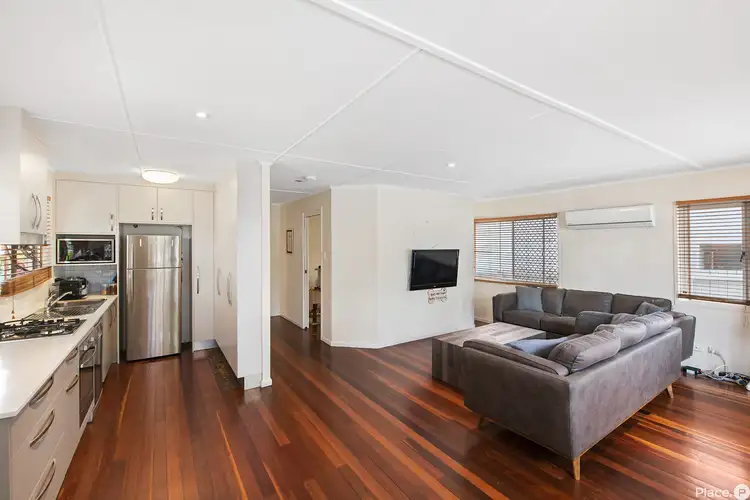 Second view of Homely house listing, 32 Shrapnel Road, Cannon Hill QLD 4170