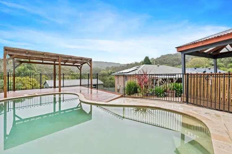 8 Hakea Close, Wyoming NSW 2250