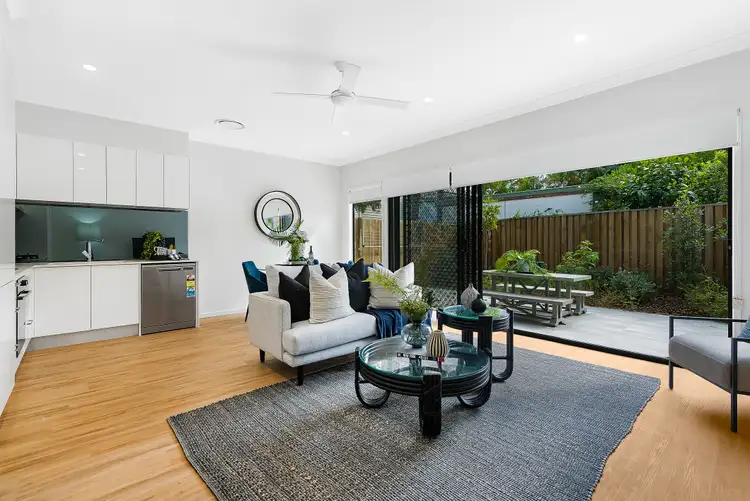 3 & 4/167 Ridge Street, Northgate QLD 4013