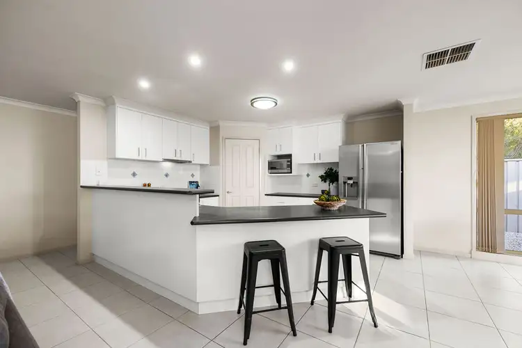 Fourth view of Homely house listing, 8 Helm Court, Wodonga VIC 3690