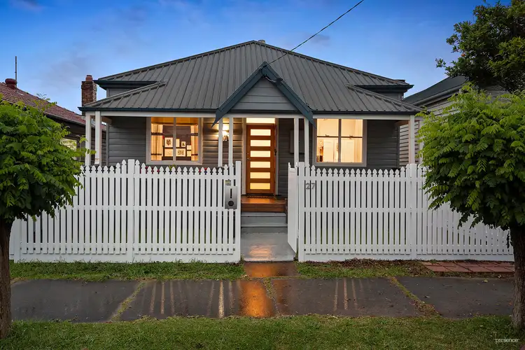 27 Forbes Street, Carrington NSW 2294