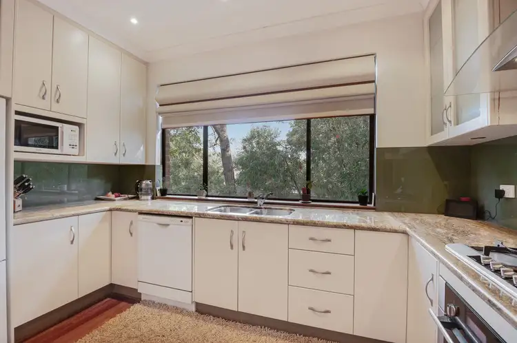 22 Croyden Road, Roleystone WA 6111