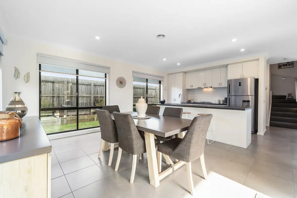 Main view of Homely townhouse listing, 3 Hotelier Court, Skye VIC 3977