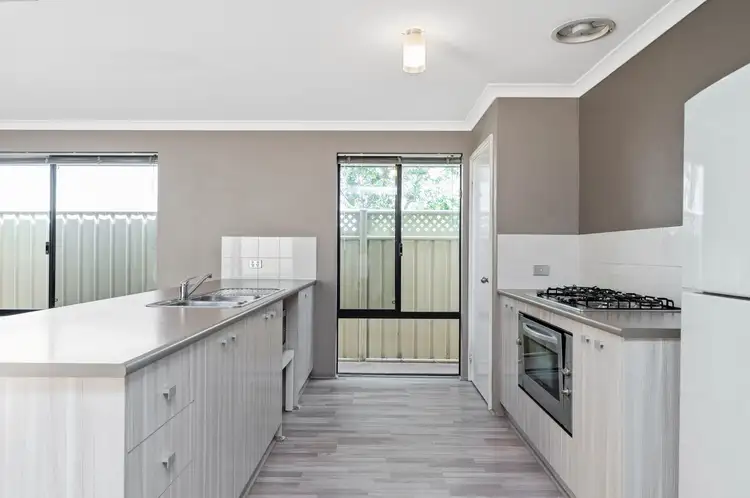 Fourth view of Homely house listing, 2 Keelia Vale, Lakelands WA 6180