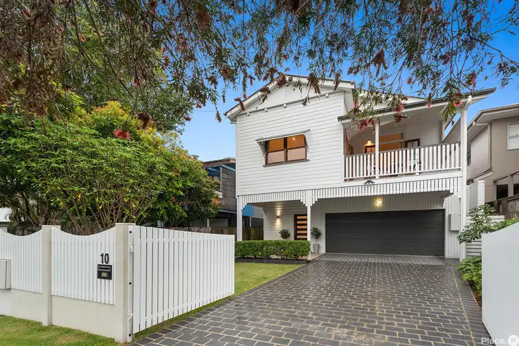 10 Govett Avenue, Hawthorne QLD 4171