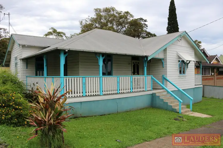 25 Commerce Street, Taree NSW 2430