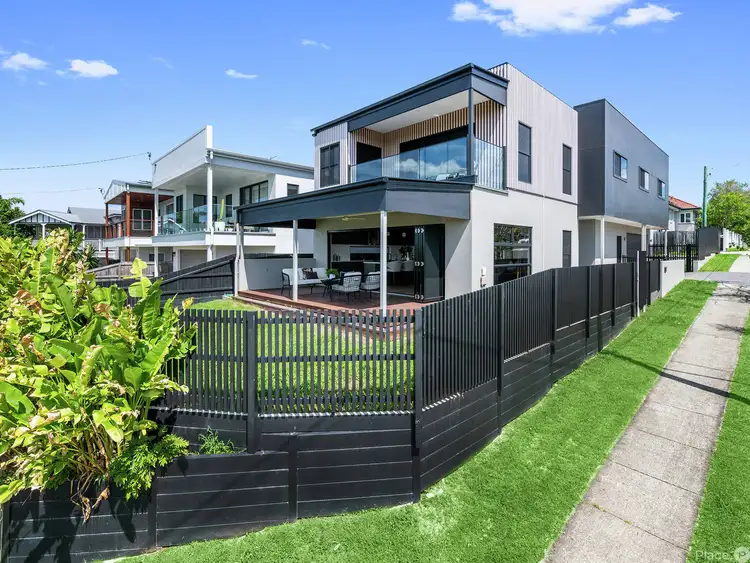85 Erica Street, Cannon Hill QLD 4170