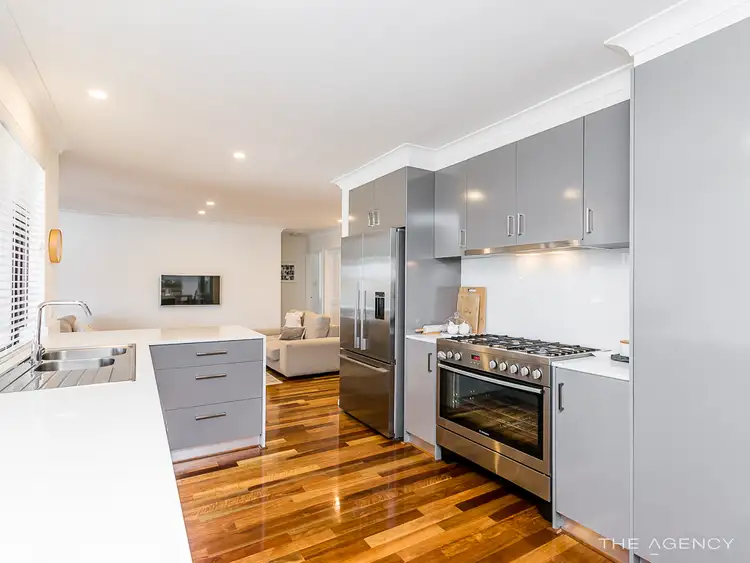 6 Rhagodia Court, Heathridge WA 6027