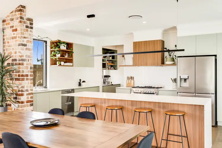 Second view of Homely house listing, 9 Moncrieff Close, Middle Ridge QLD 4350