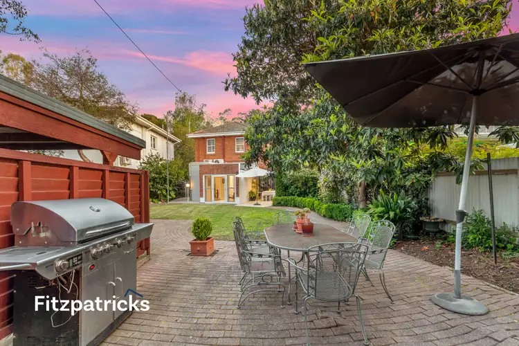 33 Wollundry Avenue, Wagga Wagga NSW 2650