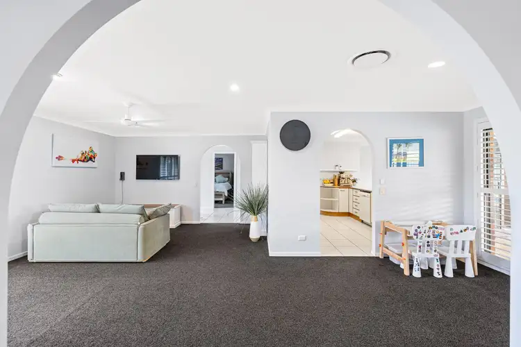 6 Tau Court, Maroochydore QLD 4558