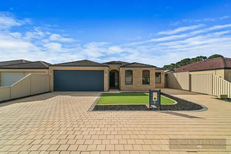 5 Messina Grove, Ellenbrook WA 6069