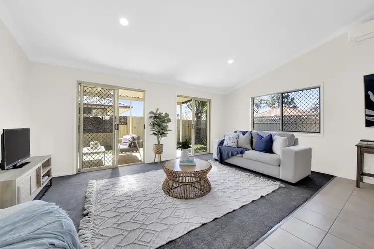 19 Medici Place, Forest Lake QLD 4078
