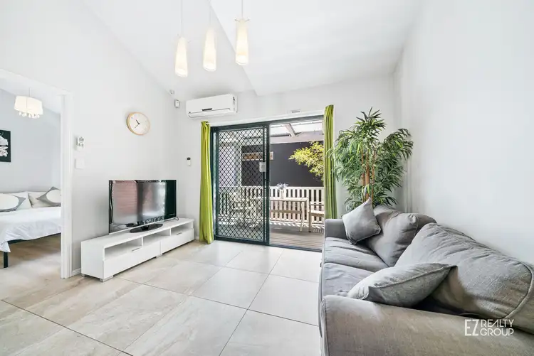 5 Dorsey Street, Milton QLD 4064