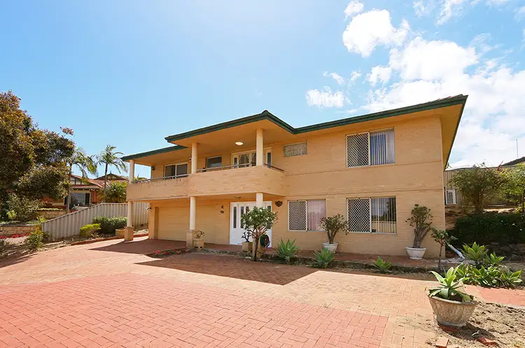 4 Oborne Court, Leeming WA 6149