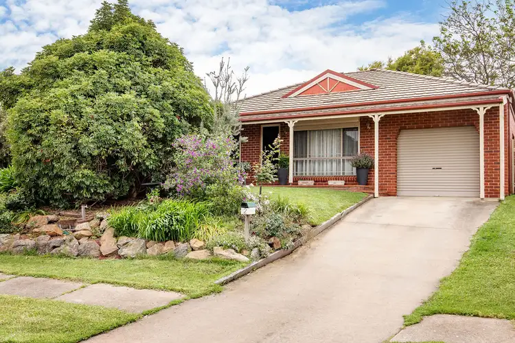 Main view of Homely townhouse listing, 2 Rosemont Court, Wodonga VIC 3690