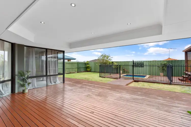 Sixth view of Homely house listing, 28 Waratah Circle, Halls Head WA 6210