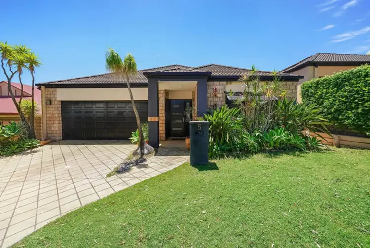 5 Ferndahl Drive, Varsity Lakes QLD 4227