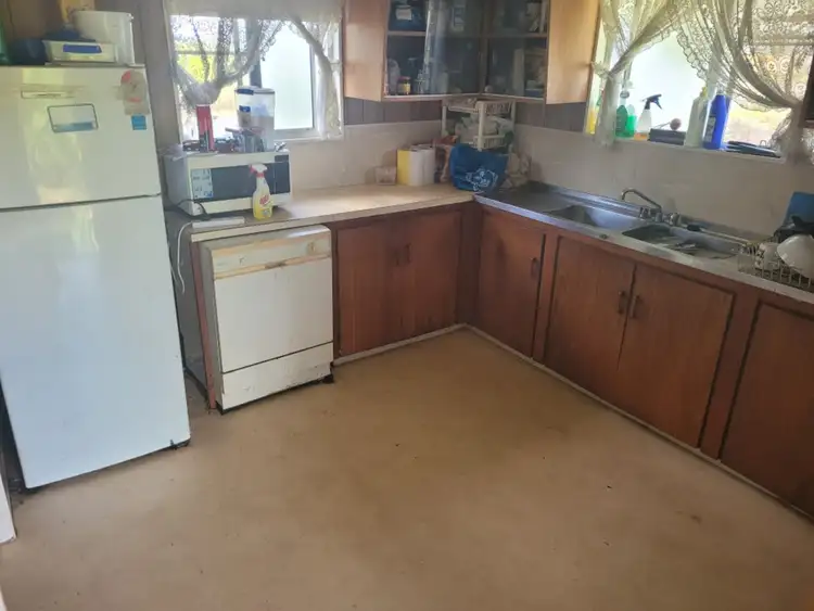 Fifth view of Homely house listing, 102 Scott Street, Halifax QLD 4850