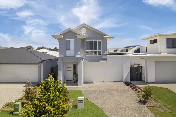 19 Whitsunday Street, Newport QLD 4020