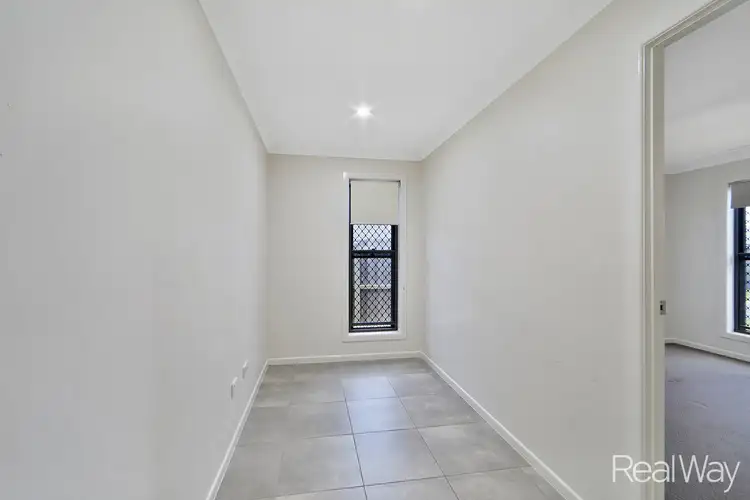 Fifth view of Homely house listing, 2/1 Alison Drive, Kalkie QLD 4670
