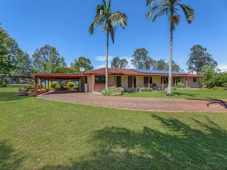 61 Fawkner Crescent, Barellan Point QLD 4306