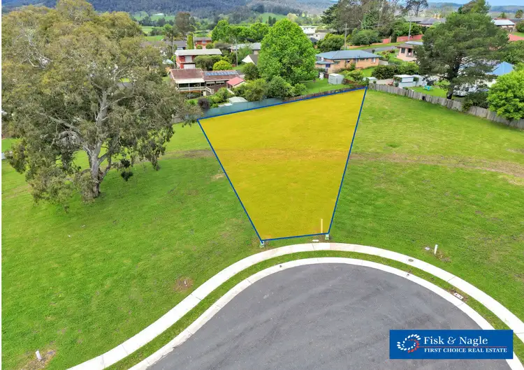 21 Sea Lace Place, Bega NSW 2550