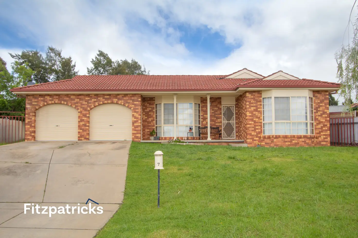 Main view of Homely house listing, 7 Minya Place, Glenfield Park NSW 2650