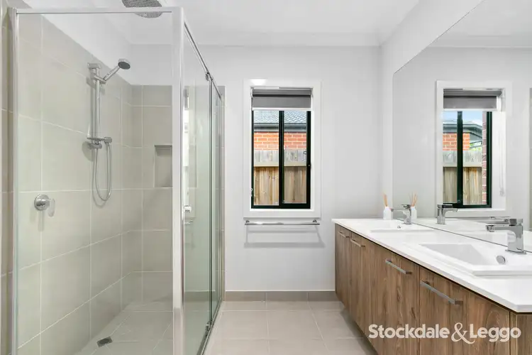 Fourth view of Homely house listing, 11 Hammersmith Circuit, Traralgon VIC 3844