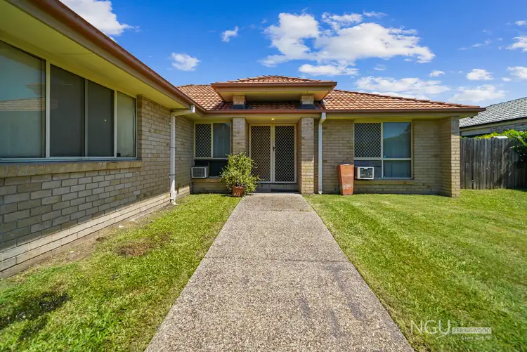 19 Lakes Entrance, Meadowbrook QLD 4131
