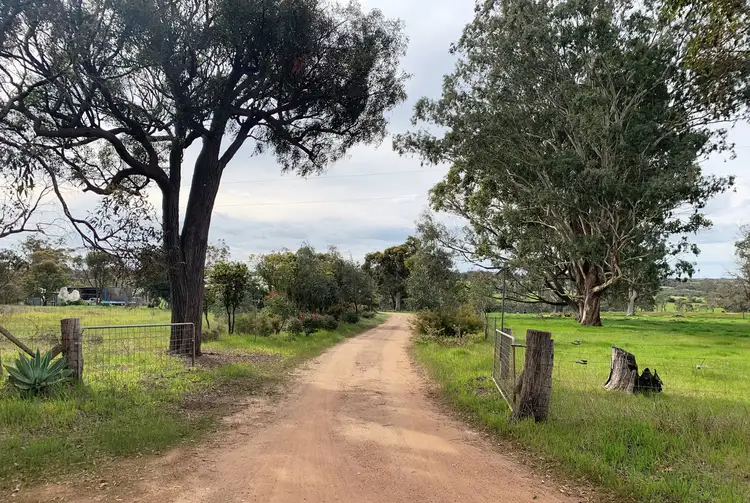 96 West Beattie Road, Kendenup WA 6323