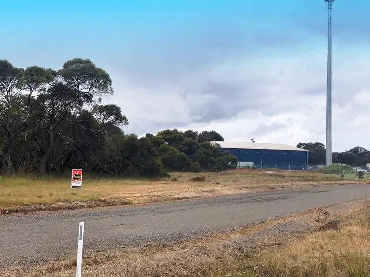 1 Phillips Crescent, Cranbrook WA 6321