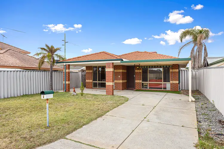 4 Beard Place, Queens Park WA 6107