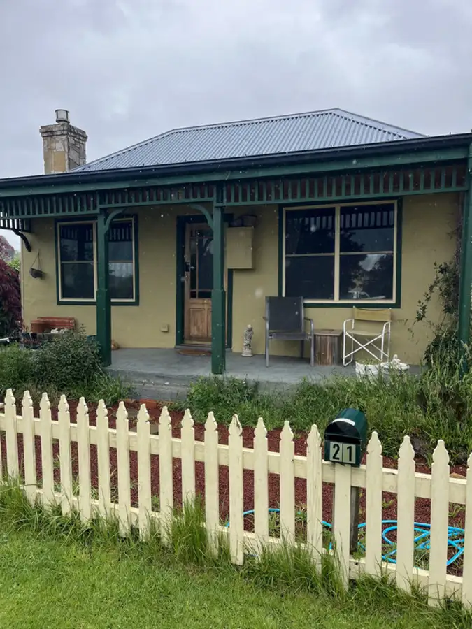21 Lawrence Street, Camperdown VIC 3260
