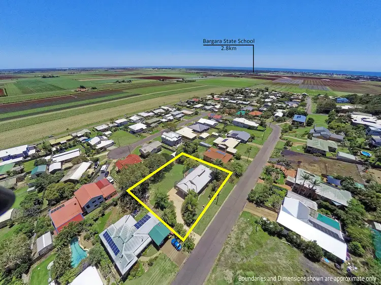 Second view of Homely house listing, 25 Linden Crescent, Qunaba QLD 4670