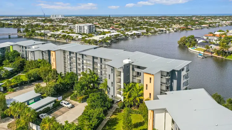 101 Birtinya Boulevard