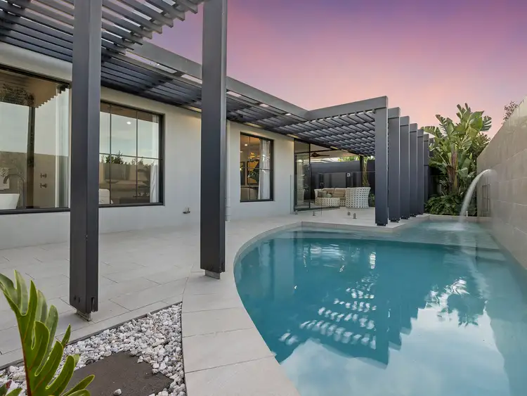 16 Leslie Crescent, Baringa QLD 4551