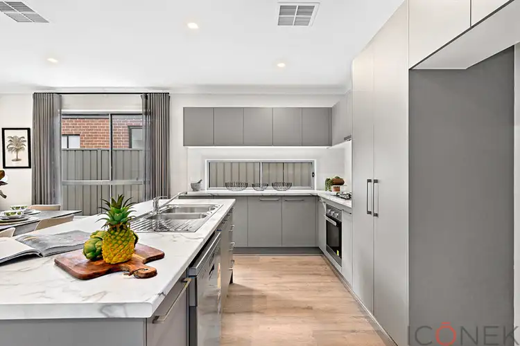 Second view of Homely house listing, 8 Listington Way, Wollert VIC 3750