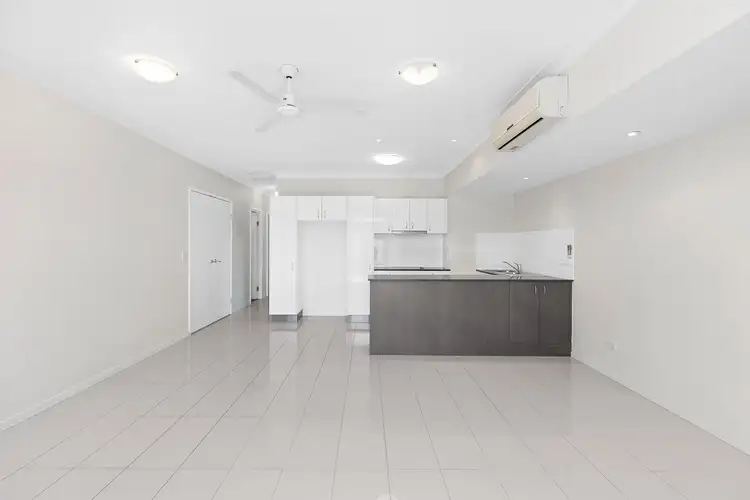 Third view of Homely unit listing, 4/11 Cottenham Street, Fairfield QLD 4103