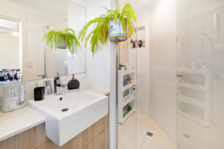Sixth view of Homely unit listing, 4/4 Harold Street, Zillmere QLD 4034