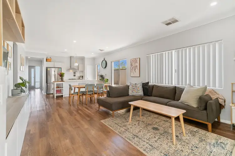 2 Skipsey Lane, Ellenbrook WA 6069