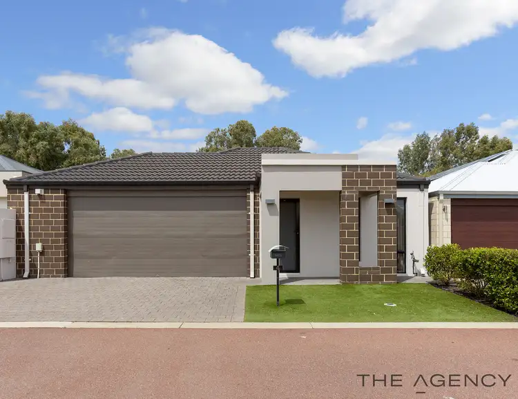 4 Letts Lane, Piara Waters WA 6112