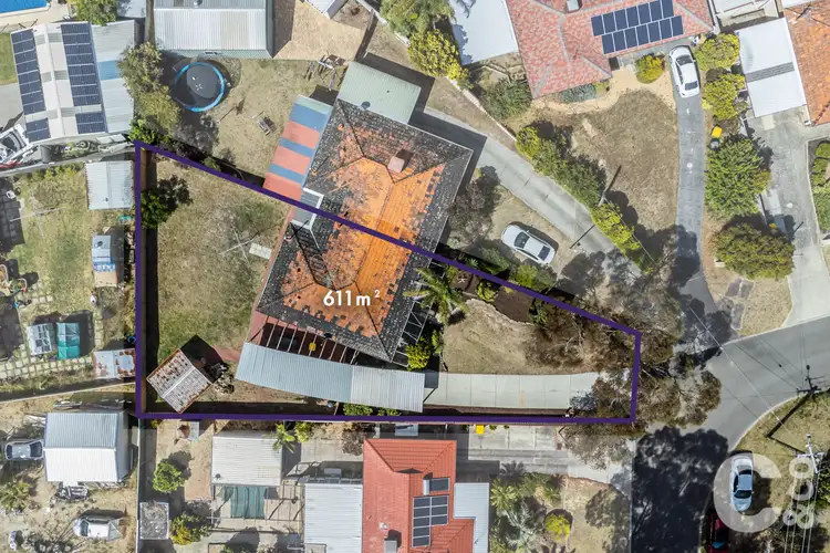 Second view of Homely house listing, 31 Dawson Way, Parmelia WA 6167