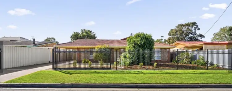 21 Seaview Street, Aldinga Beach SA 5173