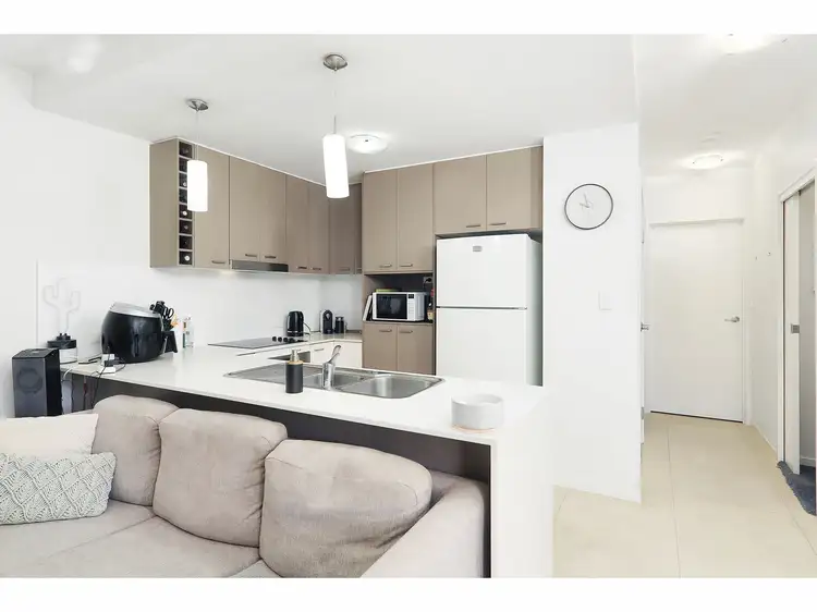 Fourth view of Homely unit listing, 2/28 Adelaide Street, Carina QLD 4152