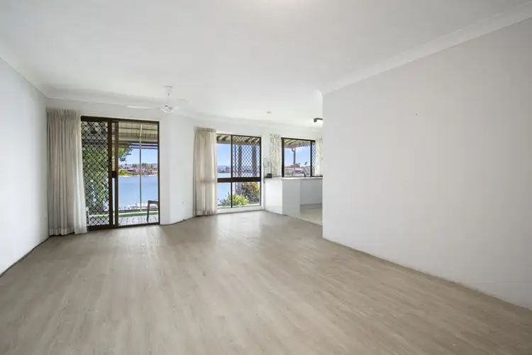 9/45 Duet Drive, Mermaid Waters QLD 4218